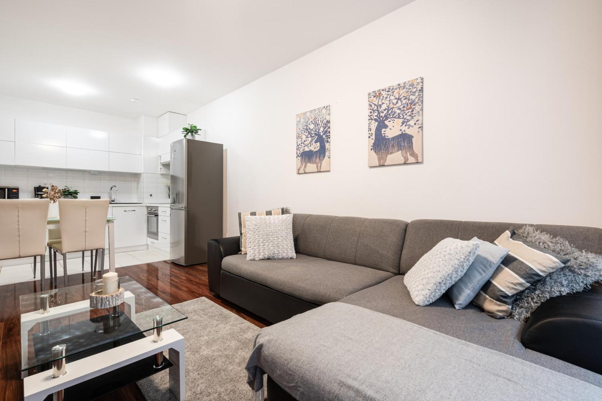 Viola - Free Parking And Balcony